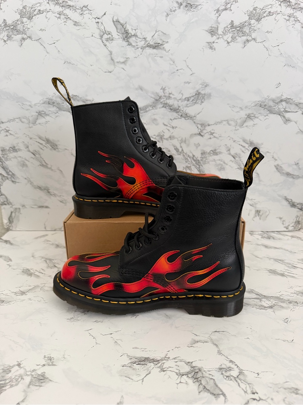 Dr. Martens 1460 Pascal Flames Arcadia Rub-Off Leather Boots Casual Women Size 8 - Picture 3 of 8